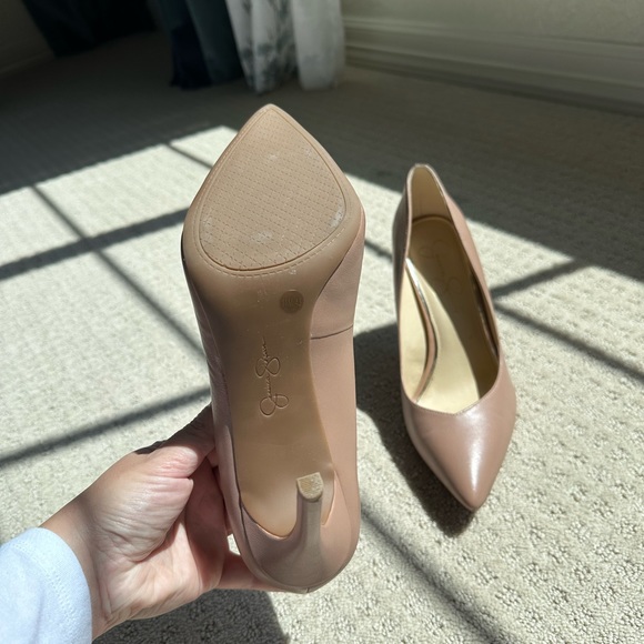 Jessica Simpson Nude Heel - Picture 3 of 6